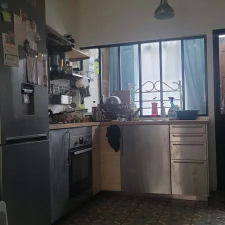 Chambre meublée