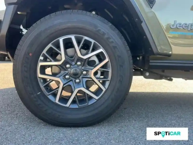 Jeep Wrangler unlimited 2.0 t 380ch 4xe sahara command trac — photo 12