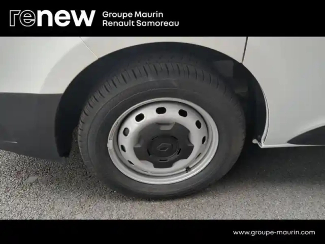Renault Trafic fg l1h1 2t8 2.0 blue dci 130ch grand confort e6e — photo 8