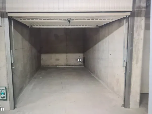 Garage à louer à TOULON 83100