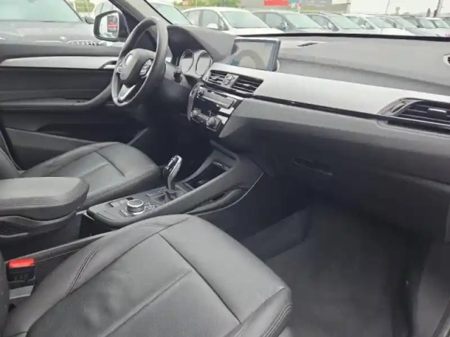 Bmw X1 sdrive18ia 136ch lounge dkg7 — photo 9