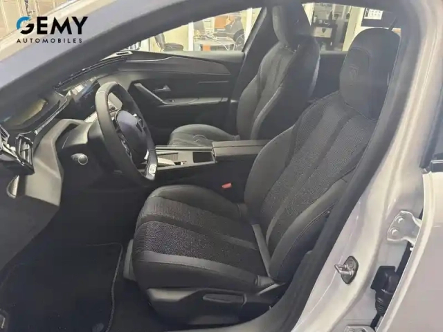 Peugeot 308 electrique 54 kwh 156ch — photo 9