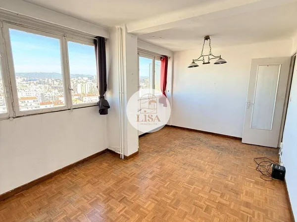 Studio 1 pièce 30 m²