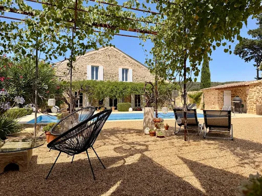 Mas provençal 9 pièces 246 m²