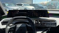 Peugeot 5008 Hybrid 145ch GT e-DCS6 — photo 11