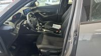 Peugeot 2008 1.2 PureTech 100ch S&S Active — photo 12