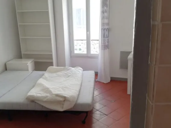 Studio 1 pièce 22 m²