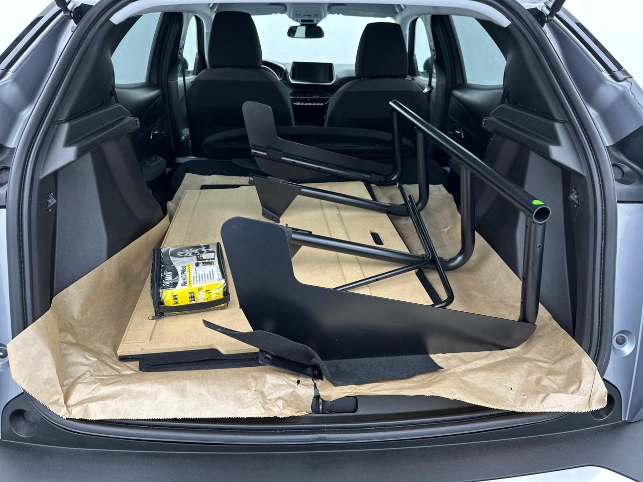 Peugeot 2008 puretech 130 s&s eat8 style — photo 6