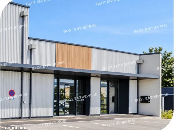 Local commercial 130 m²