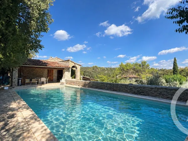 Maison 17 pièces 530 m²