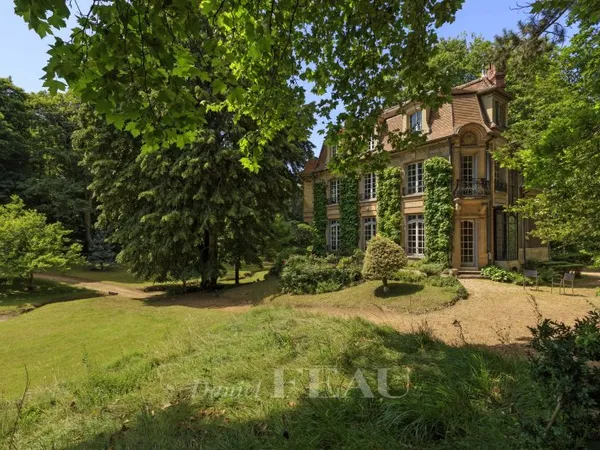Domaine d'exception avec un parc de 6 hectares - Poissy