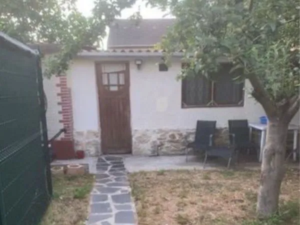 Location f2 zone pavillonnaire villepinte