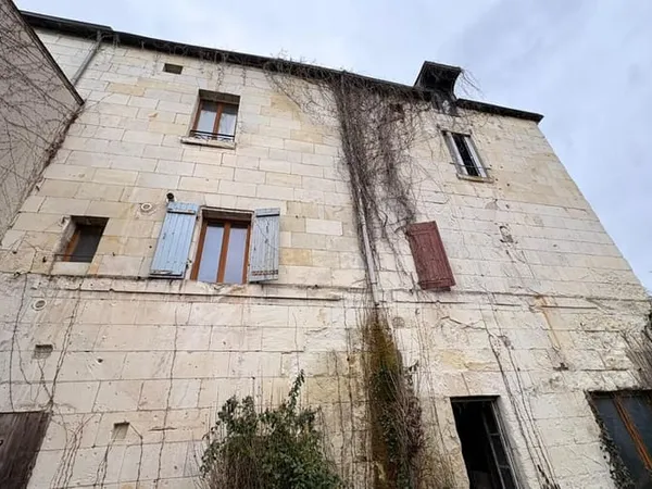 Maison 2 pièces 180 m²