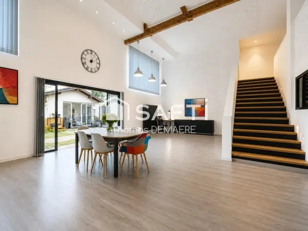 Maison contemporaine 254 m² - 6 000 m² de terrain