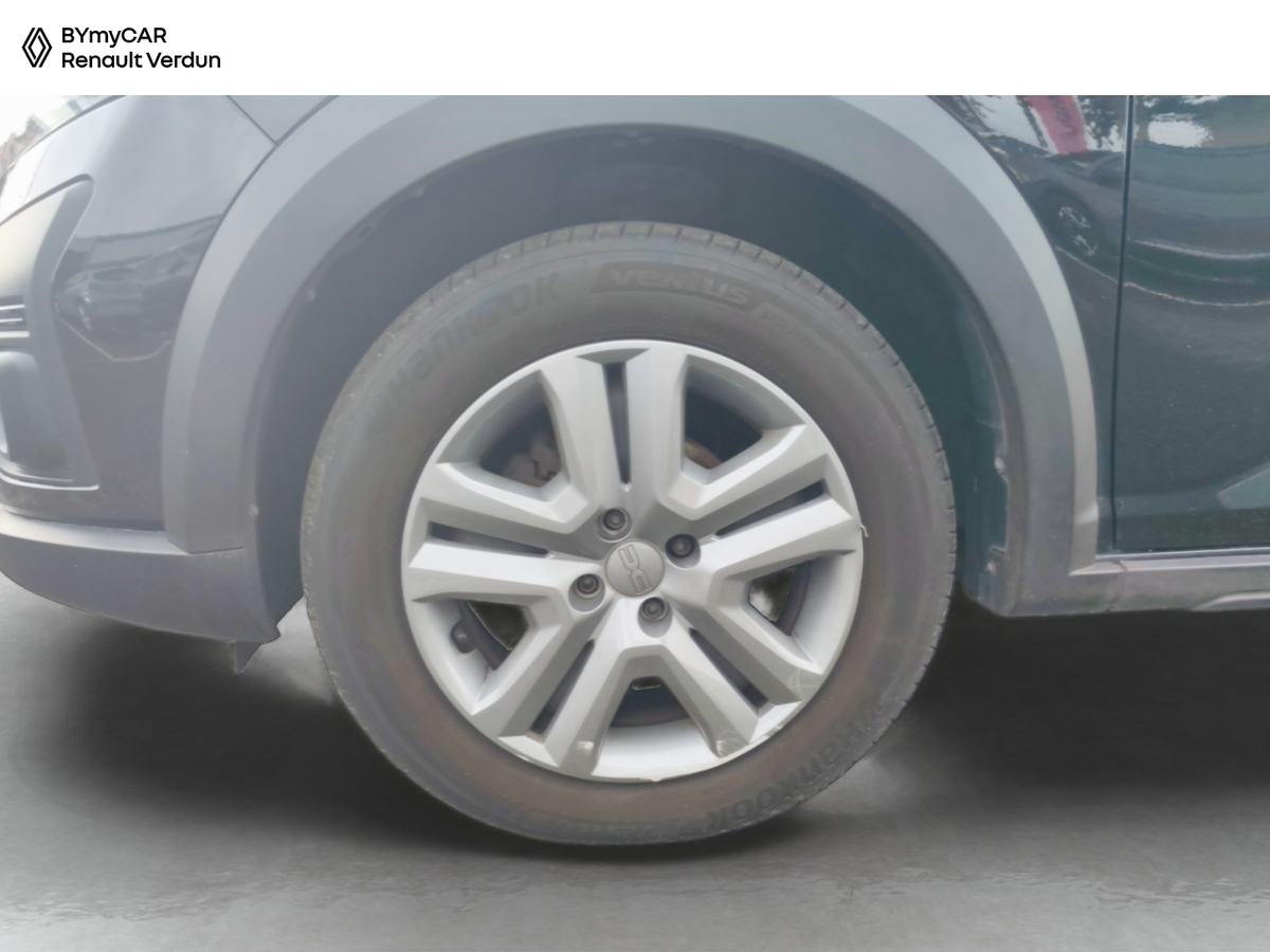 Dacia Sandero TCe 90 — photo 14