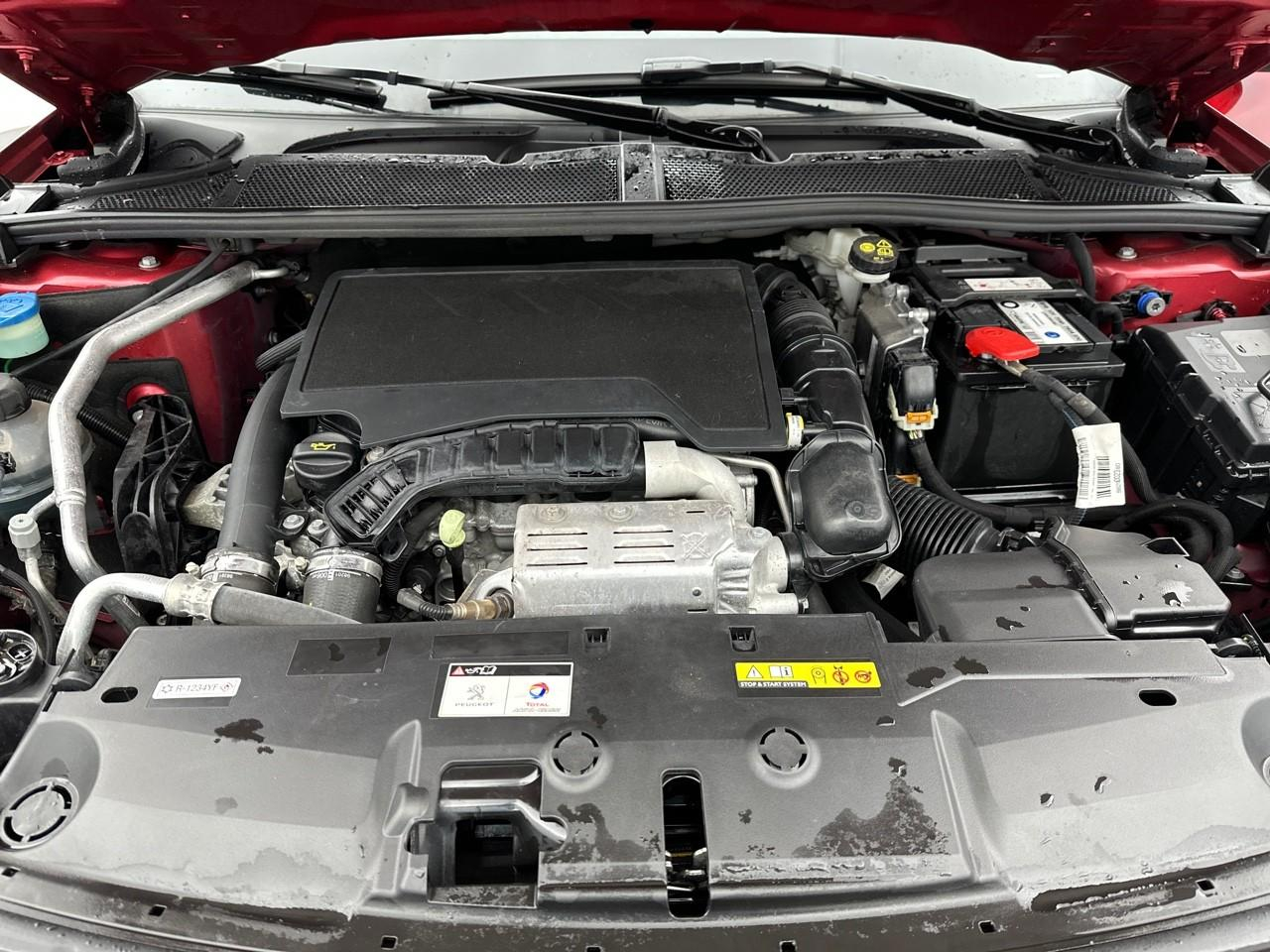 Peugeot 308 puretech 130ch s&s eat8 allure — photo 13
