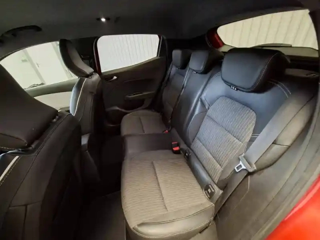 Renault Clio tce 90 — photo 21