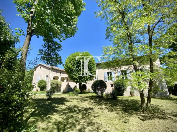 Maison de maître 16 pièces 266 m²