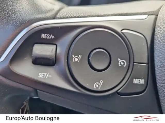 Opel Grandland 1.2 turbo 130ch — photo 10
