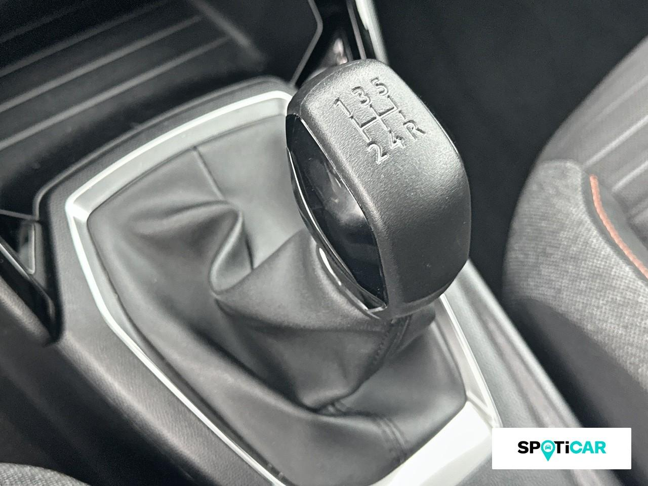 Peugeot 208 1.2 puretech 75ch s&s active pack — photo 14