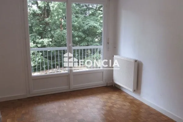 Appartement 4 pièces 82 m²