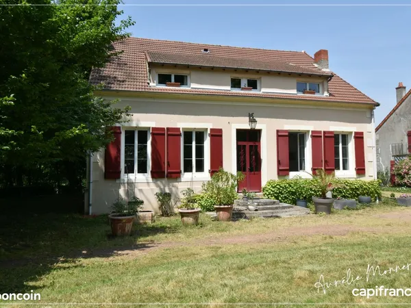 Maison 8 pièces 220 m²