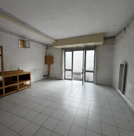 Local d'activité 56 m²