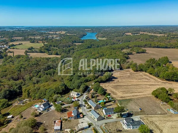 Ferel , maison 82m avec 95m² de combles aménageables