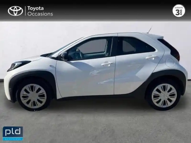 Toyota Aygo x 1.0 vvt-i 72ch dynamic — photo 3