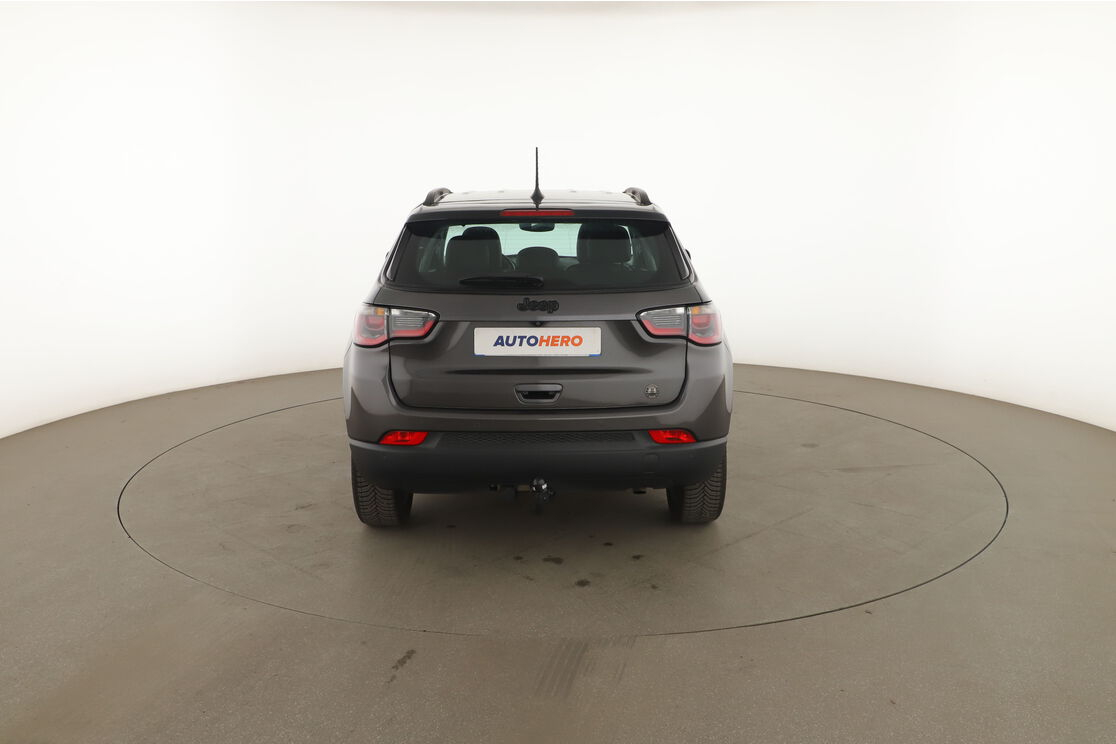 Jeep Compass 1.4 MultiAir Brooklyn Edition — photo 4