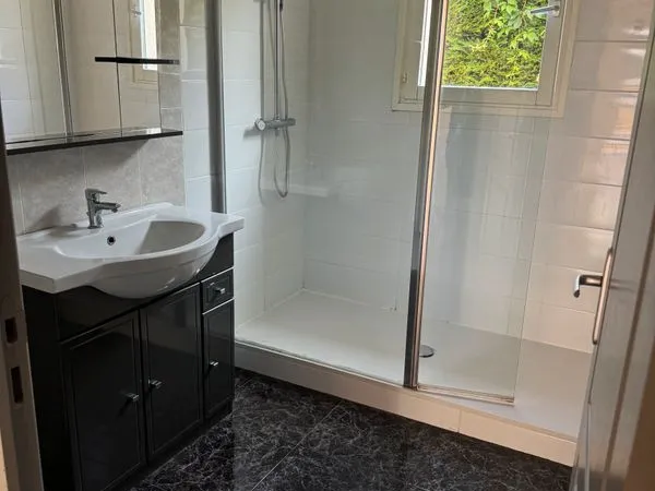 Appartement 85 m2 3ch rez de jardin