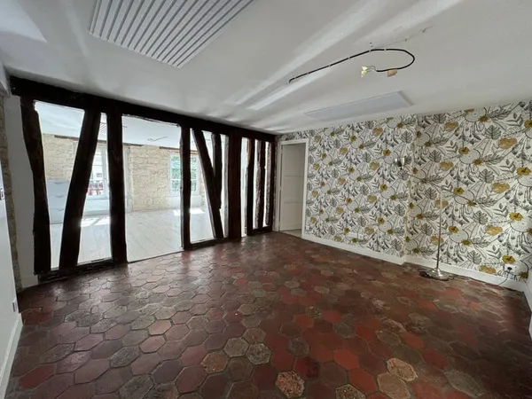 Bureaux 66 m²