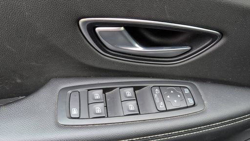 Renault Scenic 1.5 DCI 110 - Intens – 2017 – 47018 km – Diesel – Boîte Manuelle — photo 2