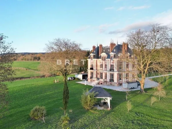 Maison 13 pièces 560 m²