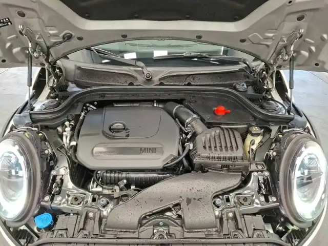 Mini Mini cabriolet cooper 136 ch dkg7 — photo 10