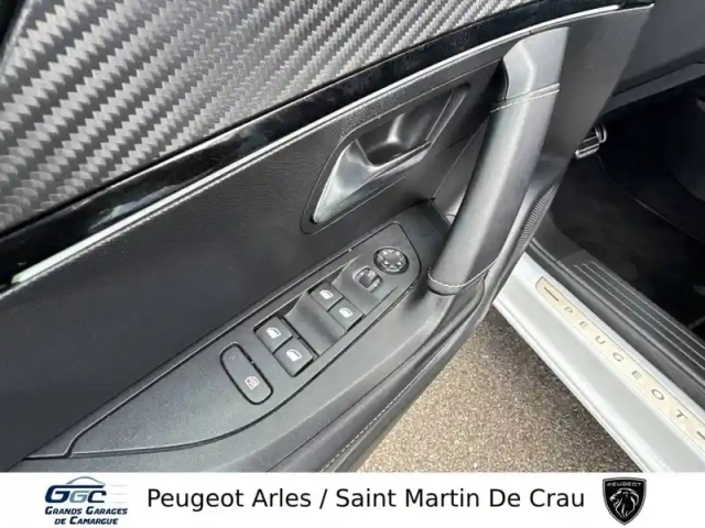 Peugeot 2008 puretech 130 s&amp;s eat8 — photo 16