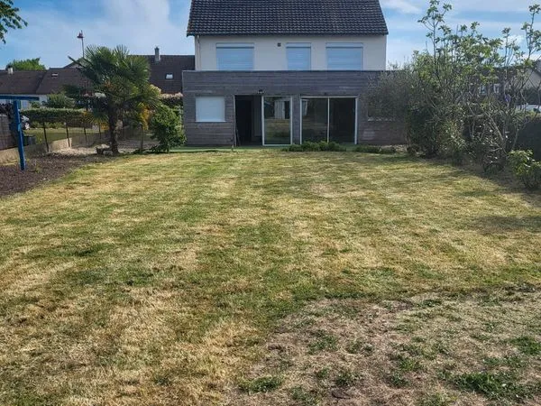 Location maison saint pavace