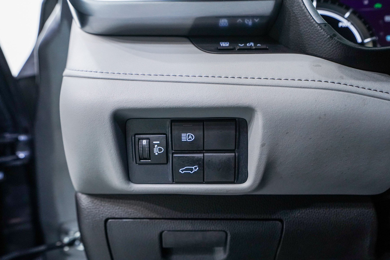 Toyota HIGHLANDER — photo 24