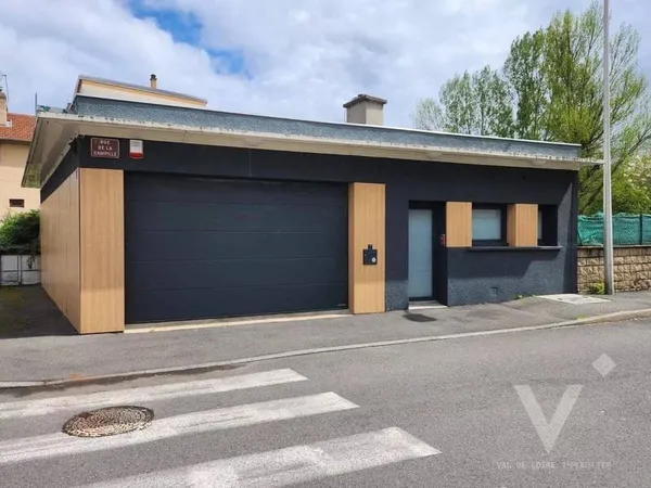 Local commercial 1 pièce 120 m²