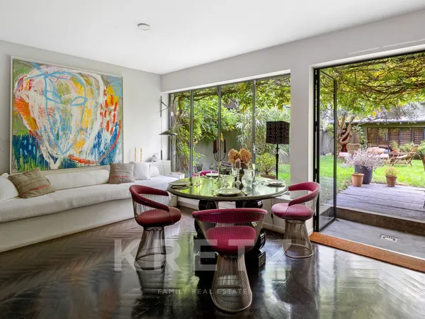 Maison comme à la campagne à Paris - jardin 170m2 - DPE D
