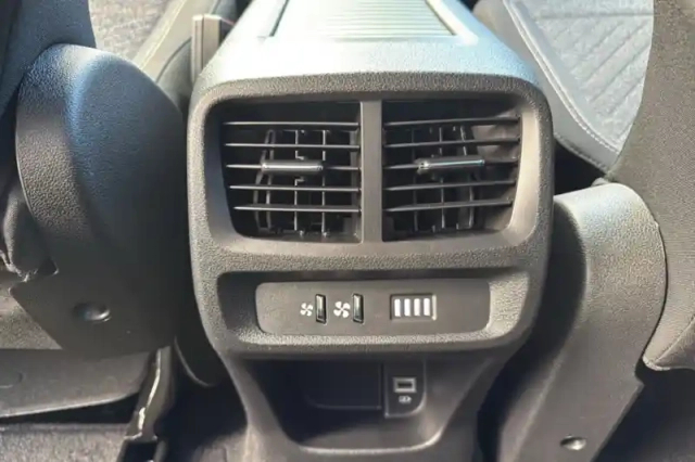 Peugeot Rifter m diesel 100 ch manuelle 5pl — photo 101