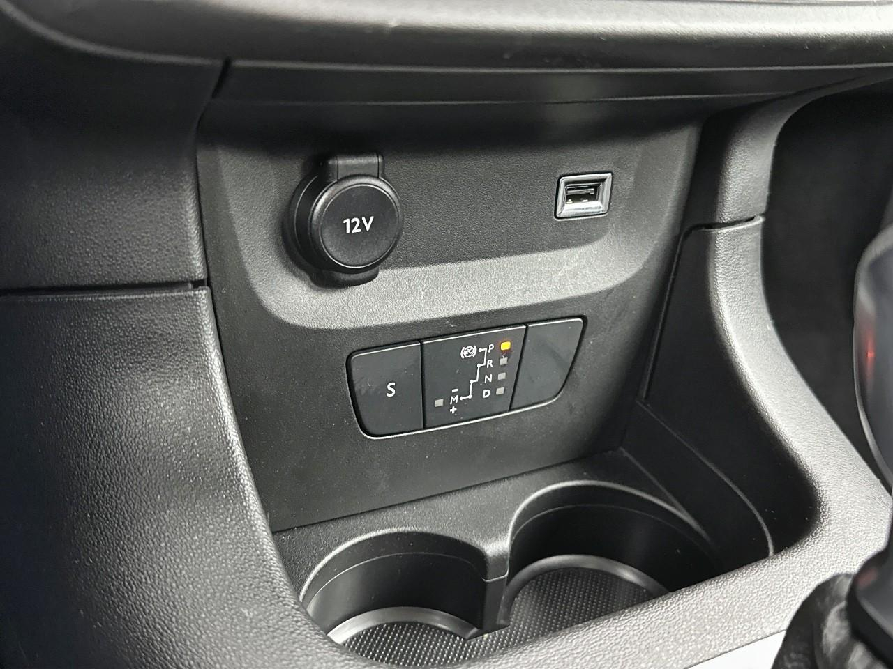 Citroën C3 puretech 110 s&s eat6 shine — photo 25
