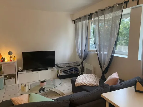 Appartement T2 à louer à Orléans - Quartier La Madeleine - Saint-Laurent