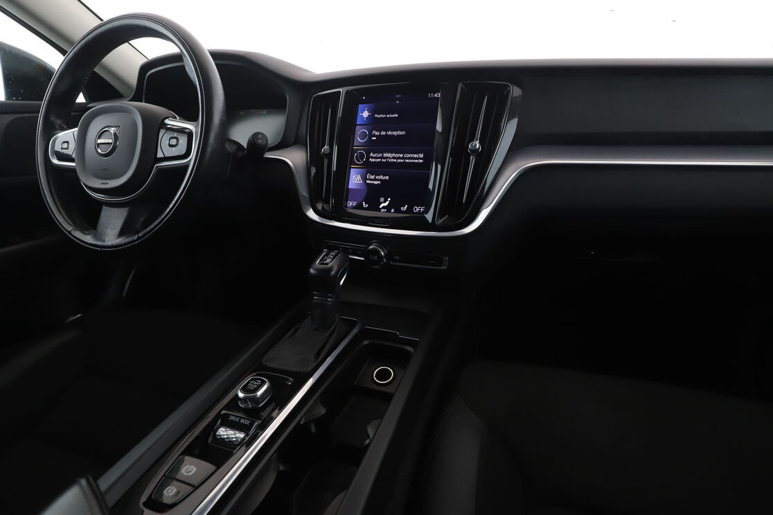 Volvo V60 2.0 D4 AdBlue Geartronic 8 — photo 12
