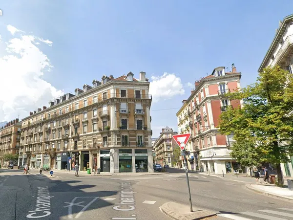 Murs commerciaux grenoble championnet