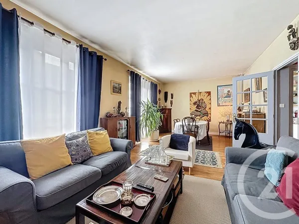 Maison 6 pièces 140 m²
