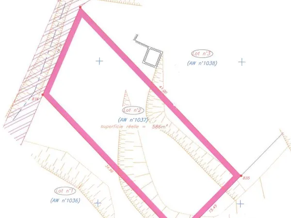 Terrain 586 m² Fréjus