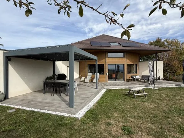 Maison Location Cuvat 6p 155m² 3290€