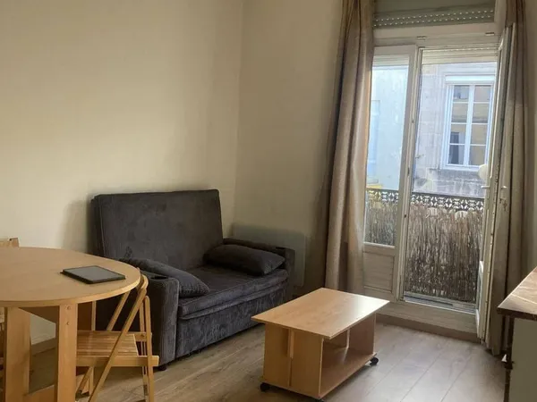 Studio 1 pièce 19 m²
