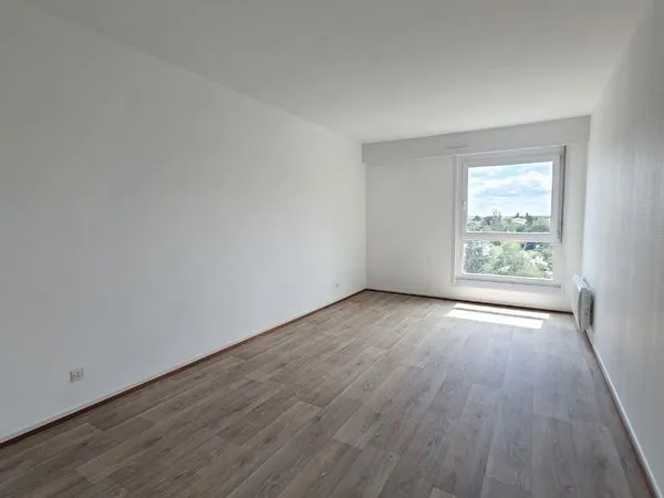 4 pièces avec bel agencement et vue dégagée